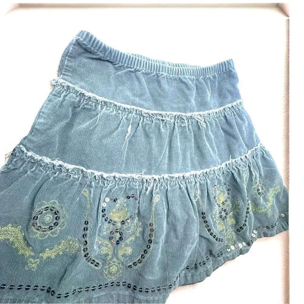 Old Navy l Girl’s Green Corduroy, Sequin Skirt l XS l EUC